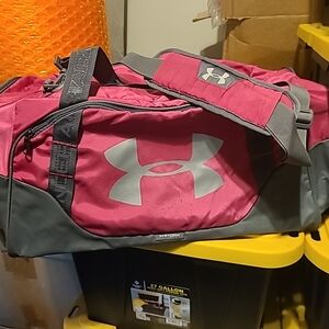 Under Armour Undeniable 3.0 Pink & Gray Medium Duffle Bag